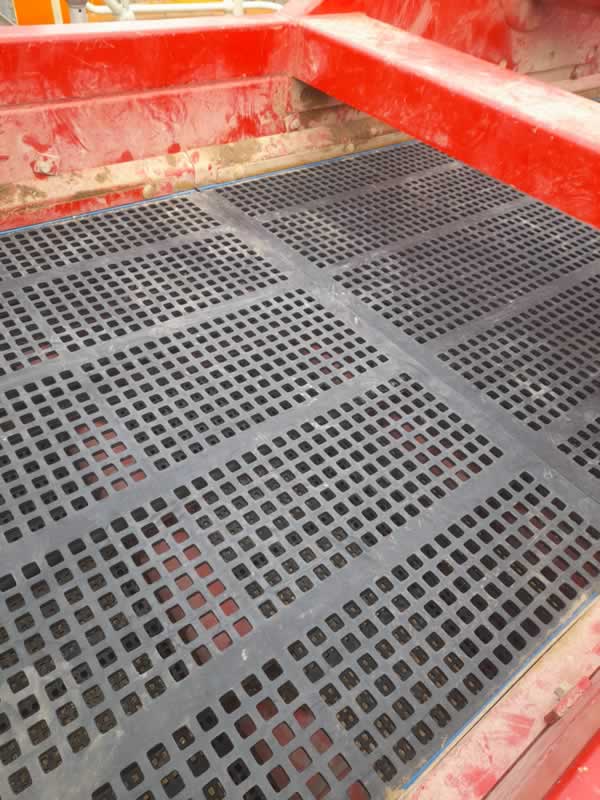 Woven Wire Screen Mesh vs Rubber Screen Mats - After (1)