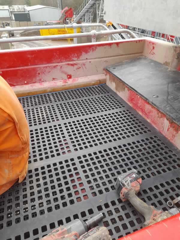 Woven Wire Screen Mesh vs Rubber Screen Mats - After (6)